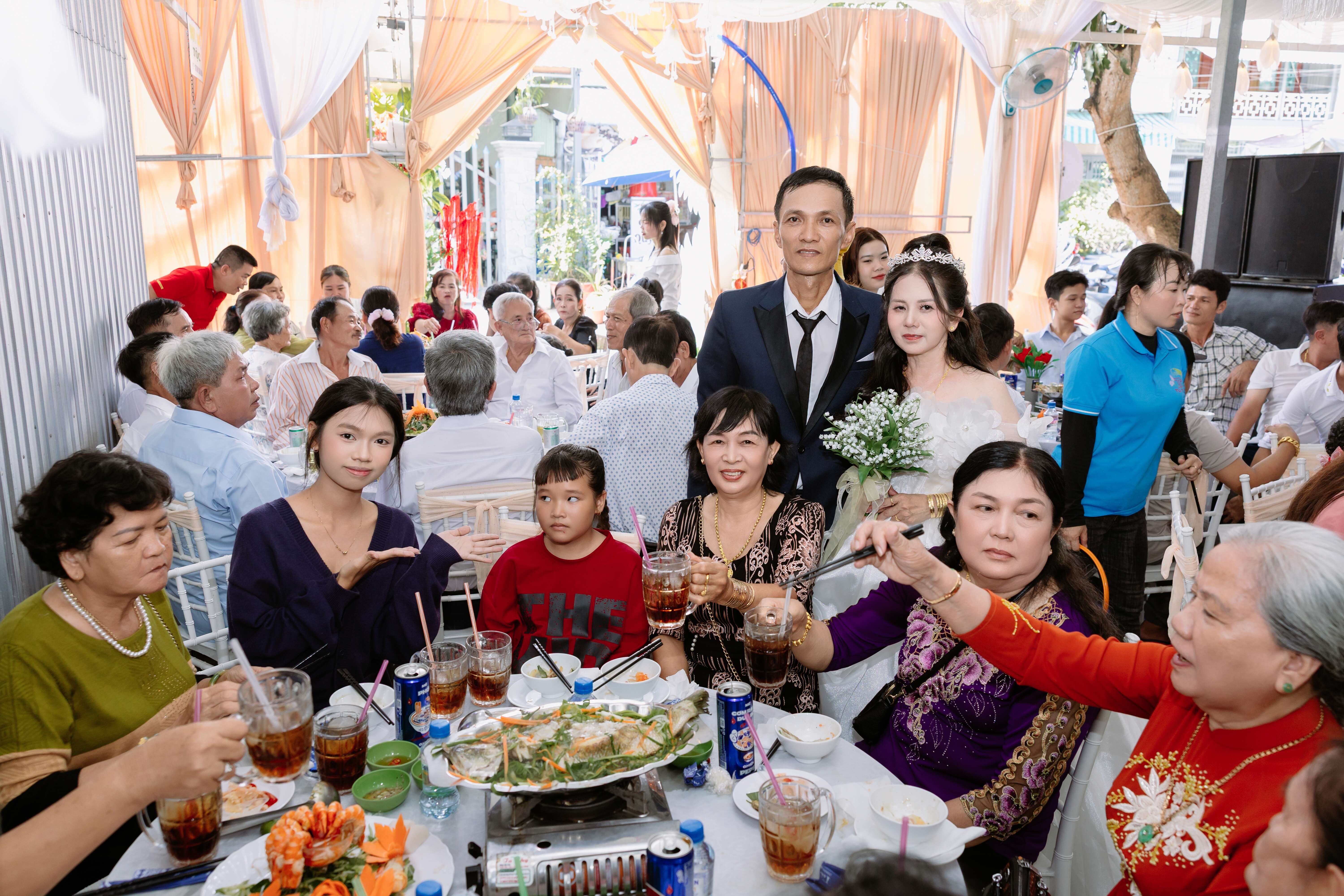 Tiec Ngoc Bich